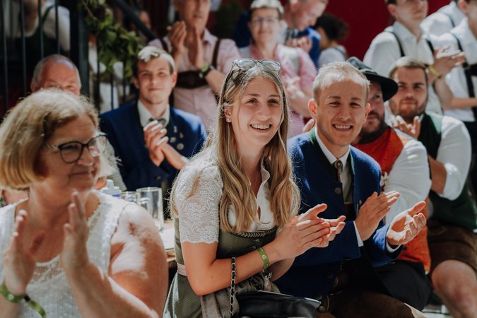 Auftânzt & Aufg'süt - Das BurgvoiXfest