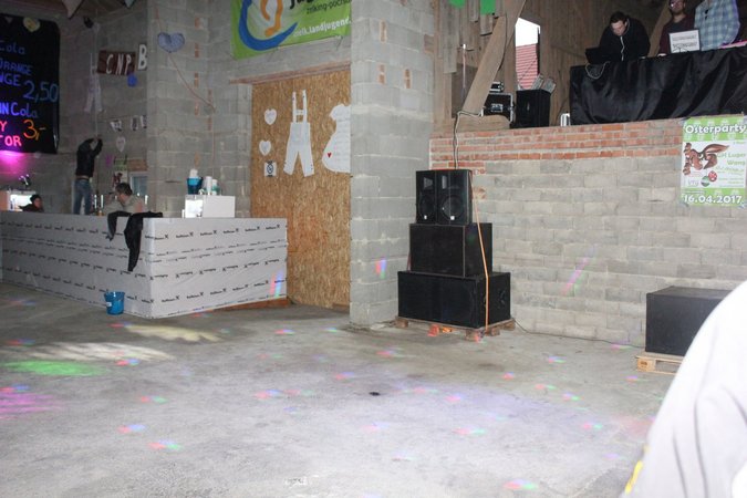 Dirndl trifft Lederhosn der Landjugend Zelking-Pöchlarn