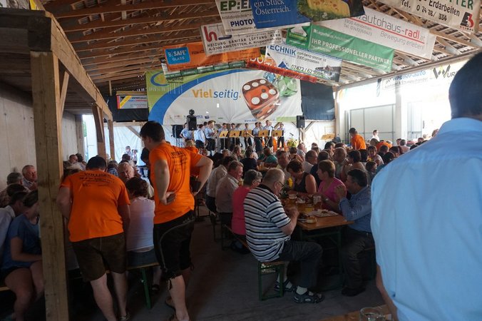 Vollgas auf der Neustadtler Platte der Landjugend Neustadtl