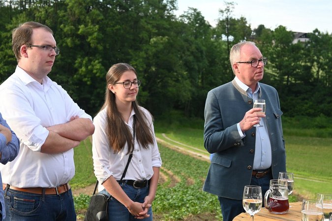Heurigenbesuch & Austausch mit Stephan Pernkopf