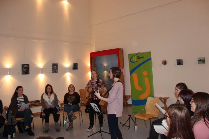 Singing Secrets I - Es weihnachtet sehr