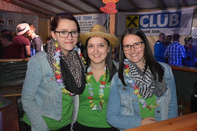 Strohhuatparty der Landjugend Neukirchen