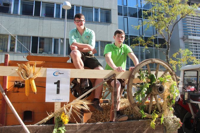 Erntedankumzug beim Landhausfest